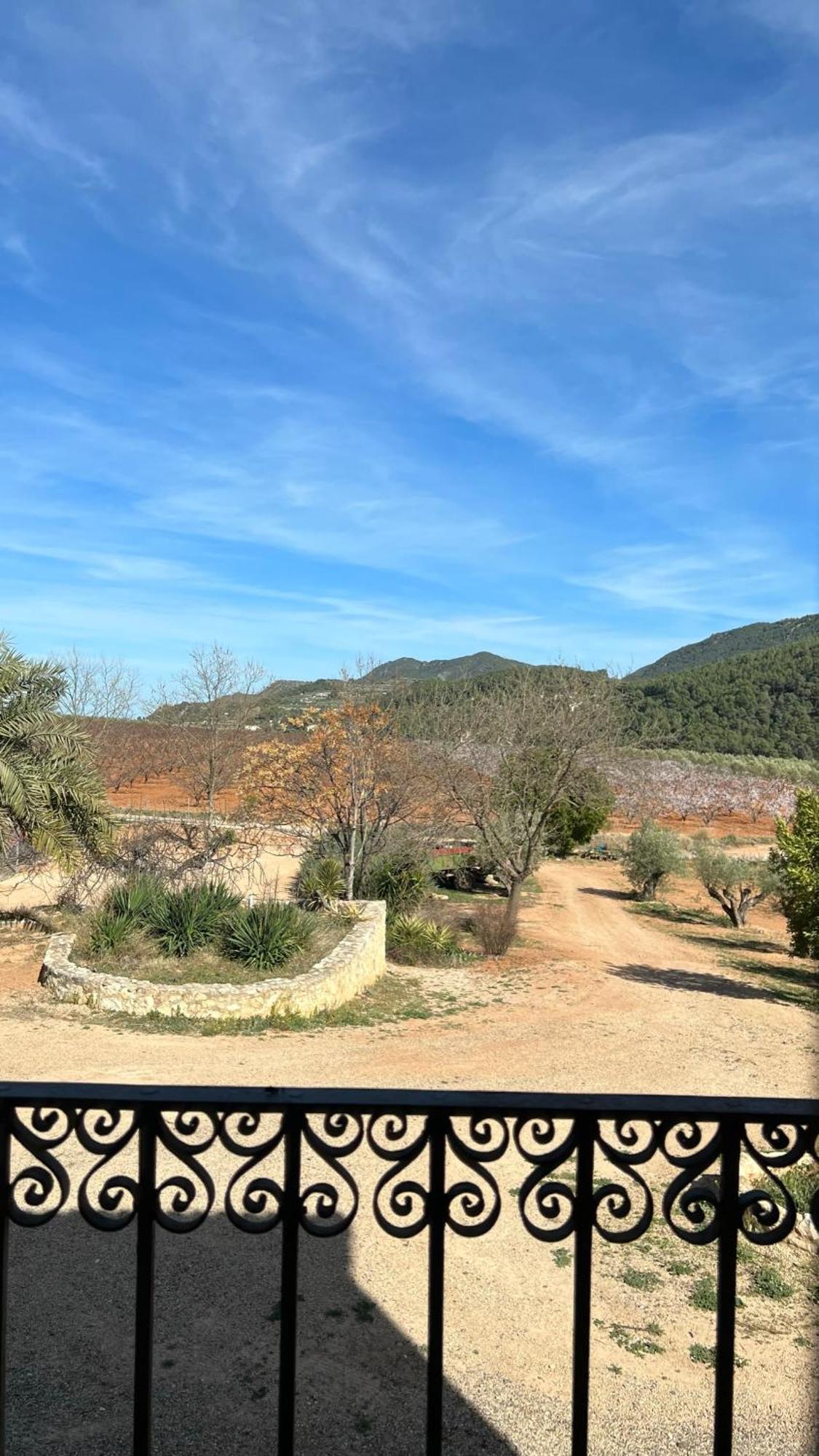 La Bodega Enoturismo Rural Mogente Esterno foto